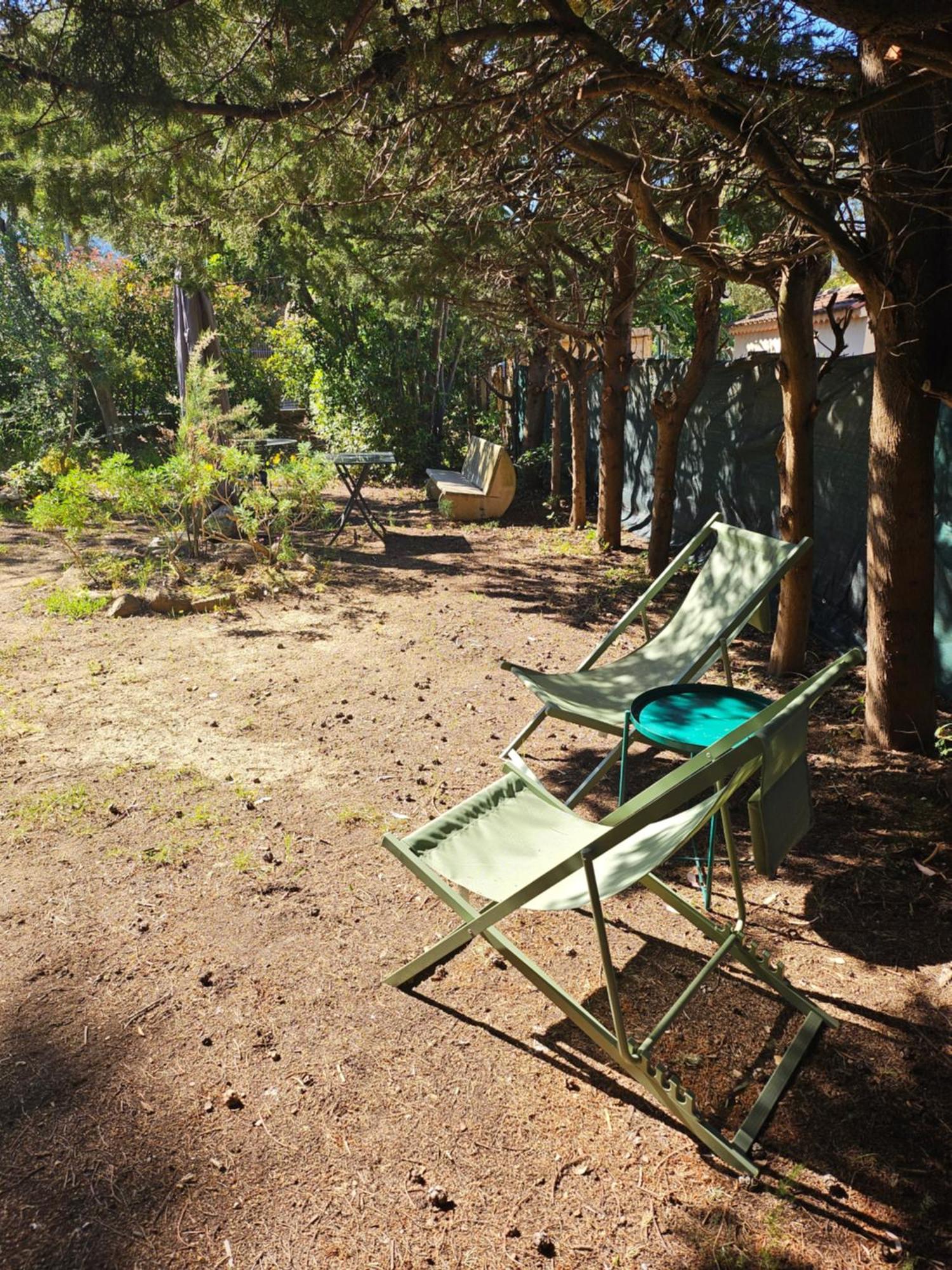 Les Lambrusques T2 Avec Jardin A 300 M De La Plage キャバレール・シュル・メール エクステリア 写真